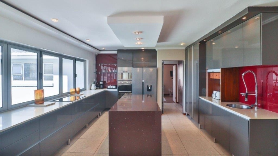 5 Bedroom Property for Sale in Gonubie Eastern Cape